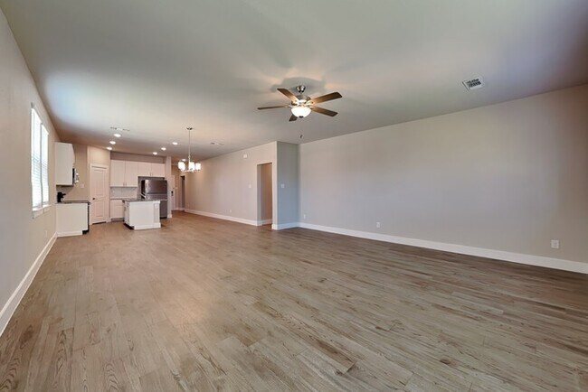 Building Photo - 1501 Marvin Gardens