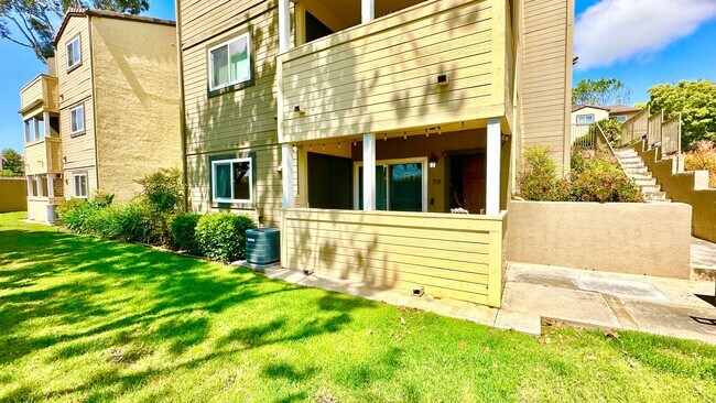 Foto del edificio - Wonderful Private & Quietly located Bottom...