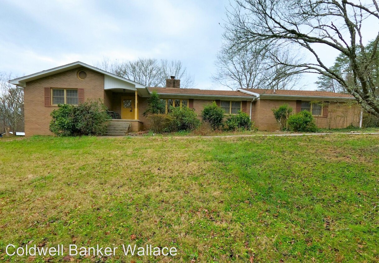 Primary Photo - 4 br, 3 bath House - 2963 Meadowview Road