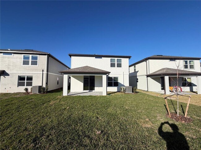 Building Photo - 33424 Binding Ties Ln