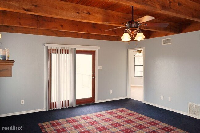 Building Photo - 3 br, 3 bath House - 110 Tori Dr