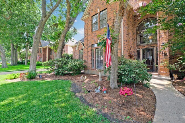 Building Photo - 1114 Plantation Dr