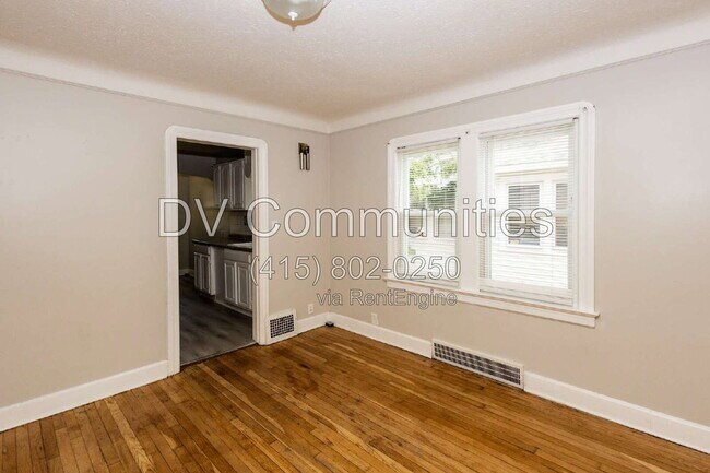 Foto del edificio - 340 E 197th St