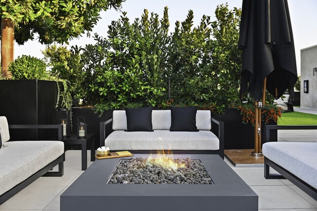 Building Photo - Palma North