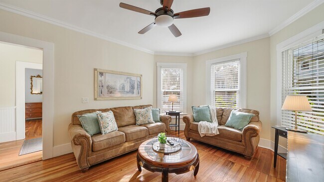 Foto del edificio - 14 Sanchez Ave