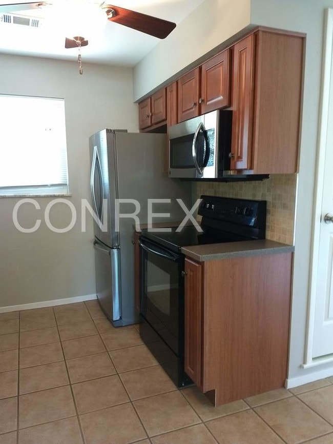 Building Photo - Springdale Ranch home!!!