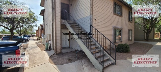 Foto del edificio - The Village in Midvale Park - Downstairs 1...