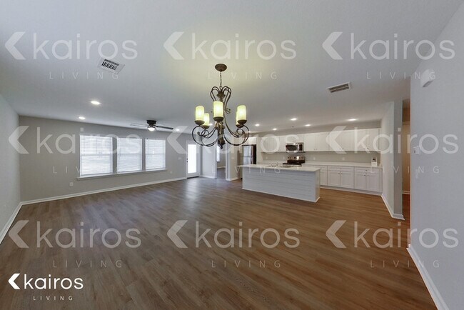 Building Photo - 11 Cottage Grove Dr.