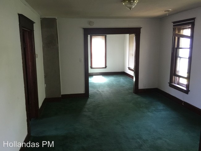 Foto del edificio - 843 Baxter St SE