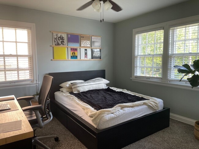 Foto del edificio - 6004 W Wells St