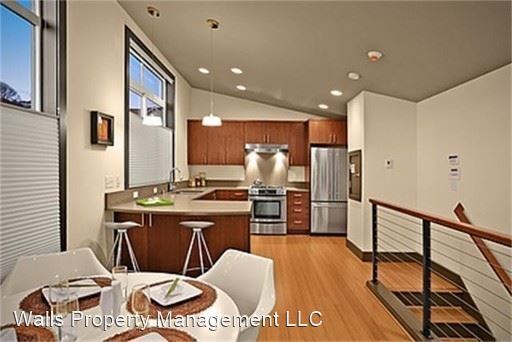 Foto del edificio - 2 br, 2 bath House - 560 Ward St - A Unit A