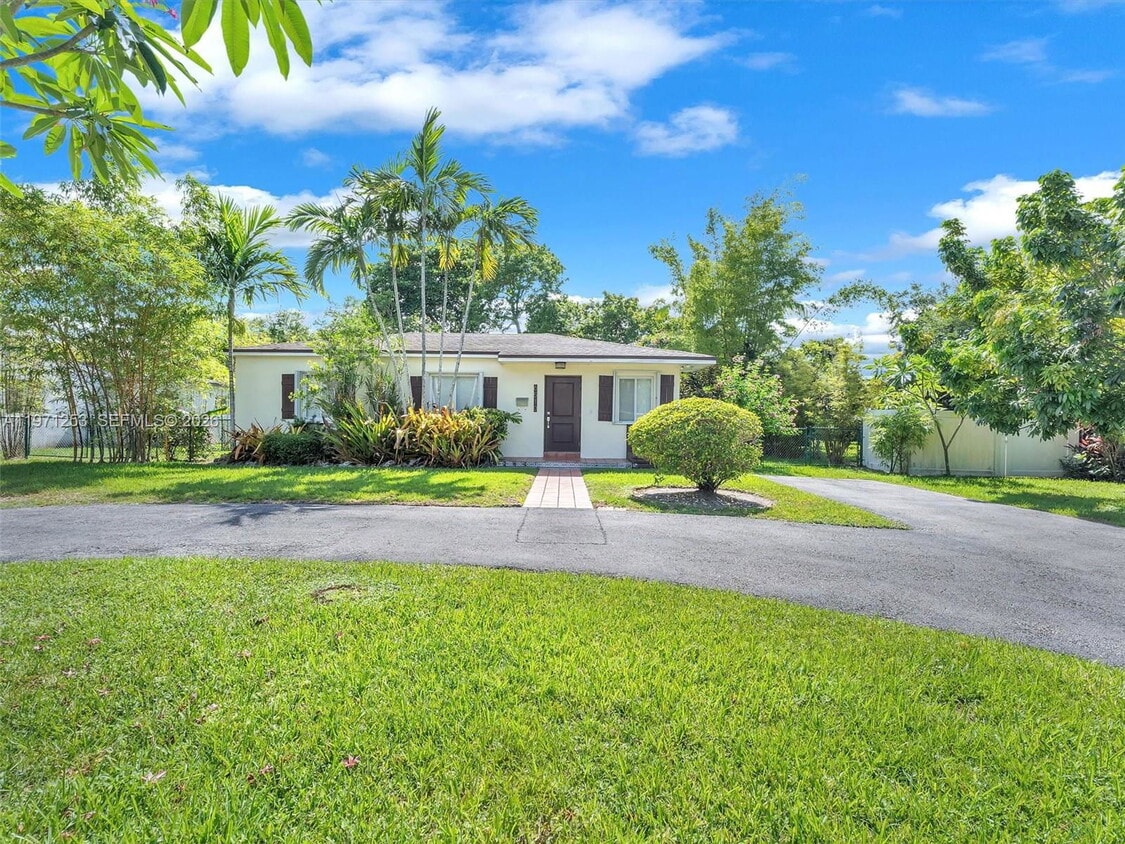 Photo - 6510 Southwest 63rd Court Apt #0, South Miami, FL 33143 - 3 BR 2 BA single-family home