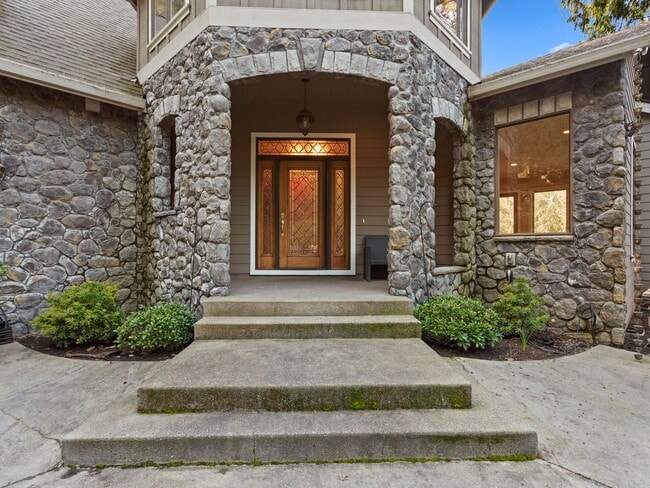 Foto del edificio - 4207 SE Aldercrest Rd