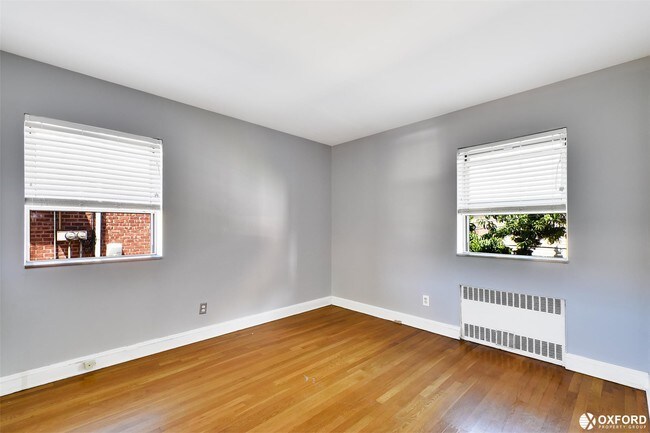 Foto del edificio - 7515 Pitkin Ave