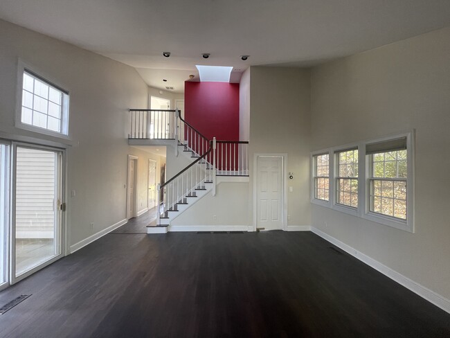 Living Room - 7 Darien Close