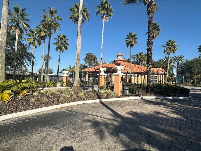 Foto del edificio - 5463 Vineland Rd