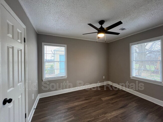 Foto del edificio - 2535 Frisco Ave