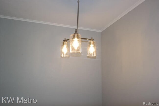 Building Photo - 630 Ann St