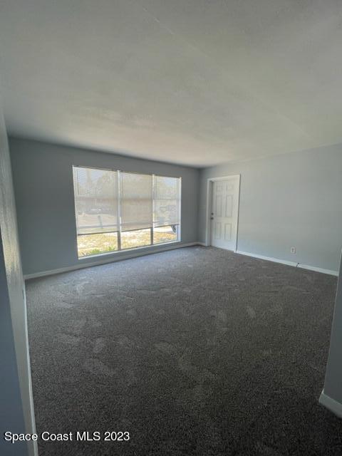 Foto del edificio - 1047 Japonica Ln