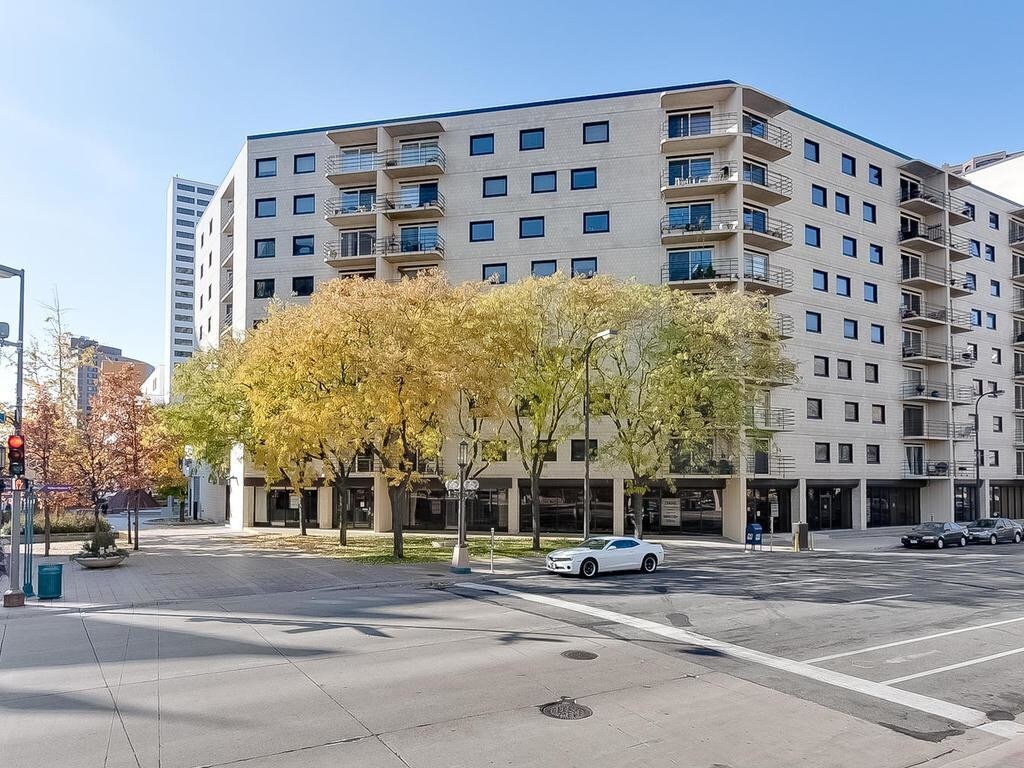 Primary Photo - 1200 Nicollet Mall