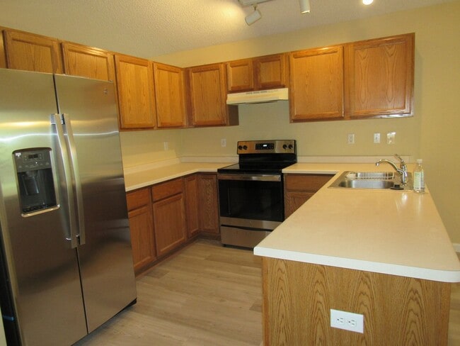 Foto del edificio - Ranch home in quiet neighborhood