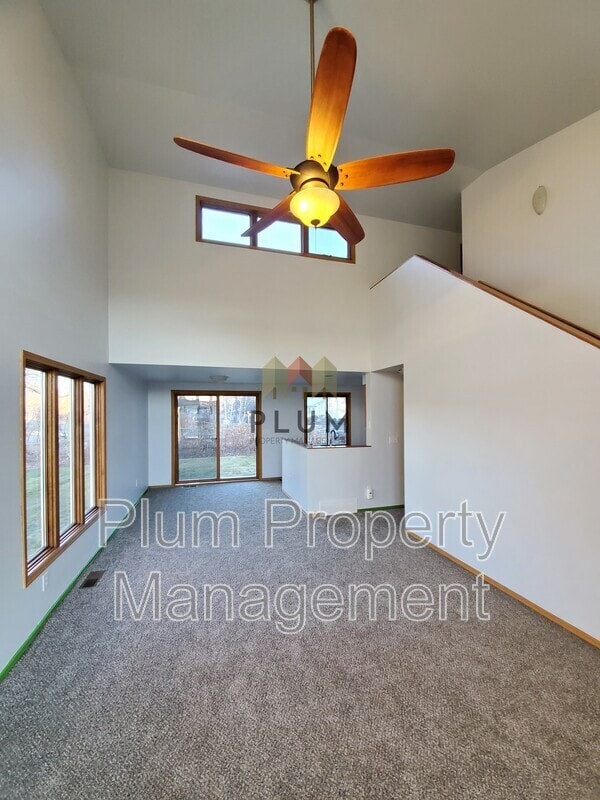 Building Photo - 2360 Village Square