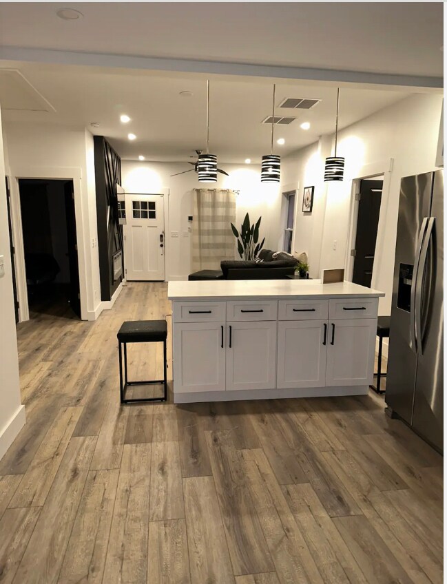 Foto del edificio - Room in House on Welch St SW