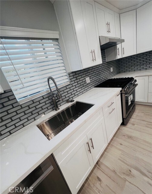 Foto del edificio - 12749 Kittridge St