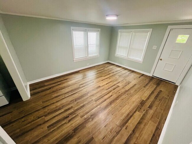 Foto del edificio - Affordable 2 Bedroom in Mount Pleasant