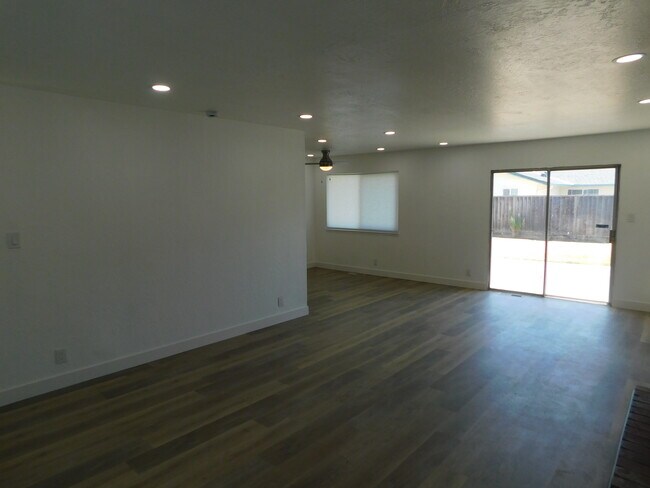 Foto del edificio - 2204 Greer Ct