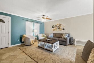 Building Photo - 7405A Beach Dr