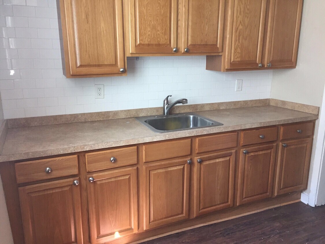 Foto principal - 15-17 Hardy Ct