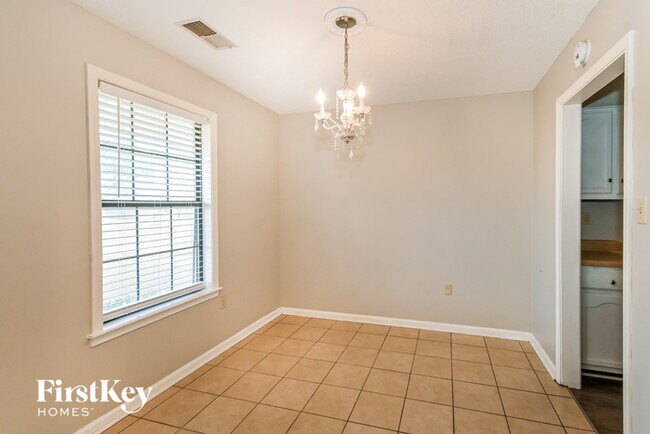 Building Photo - 7185 Ransdorp Dr