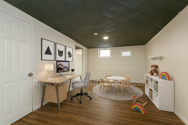 Foto del edificio - 8029 Patterson Dr