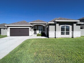 Building Photo - 4708 Ensenada Ave