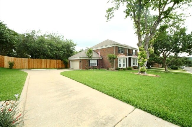 Building Photo - 8910 Marybank Dr