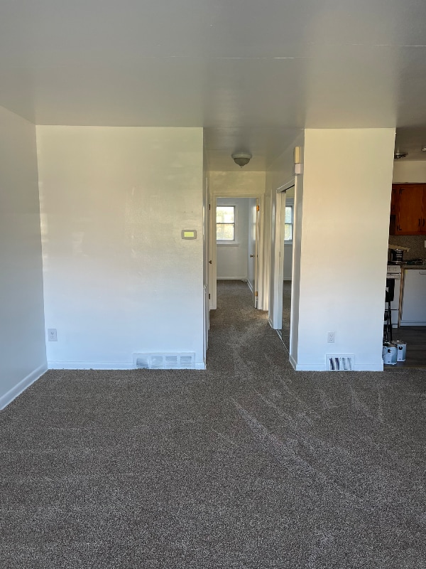 Foto del edificio - 7xxx Brockton Rd