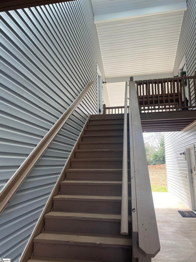 Building Photo - 806 Pelham Square Way