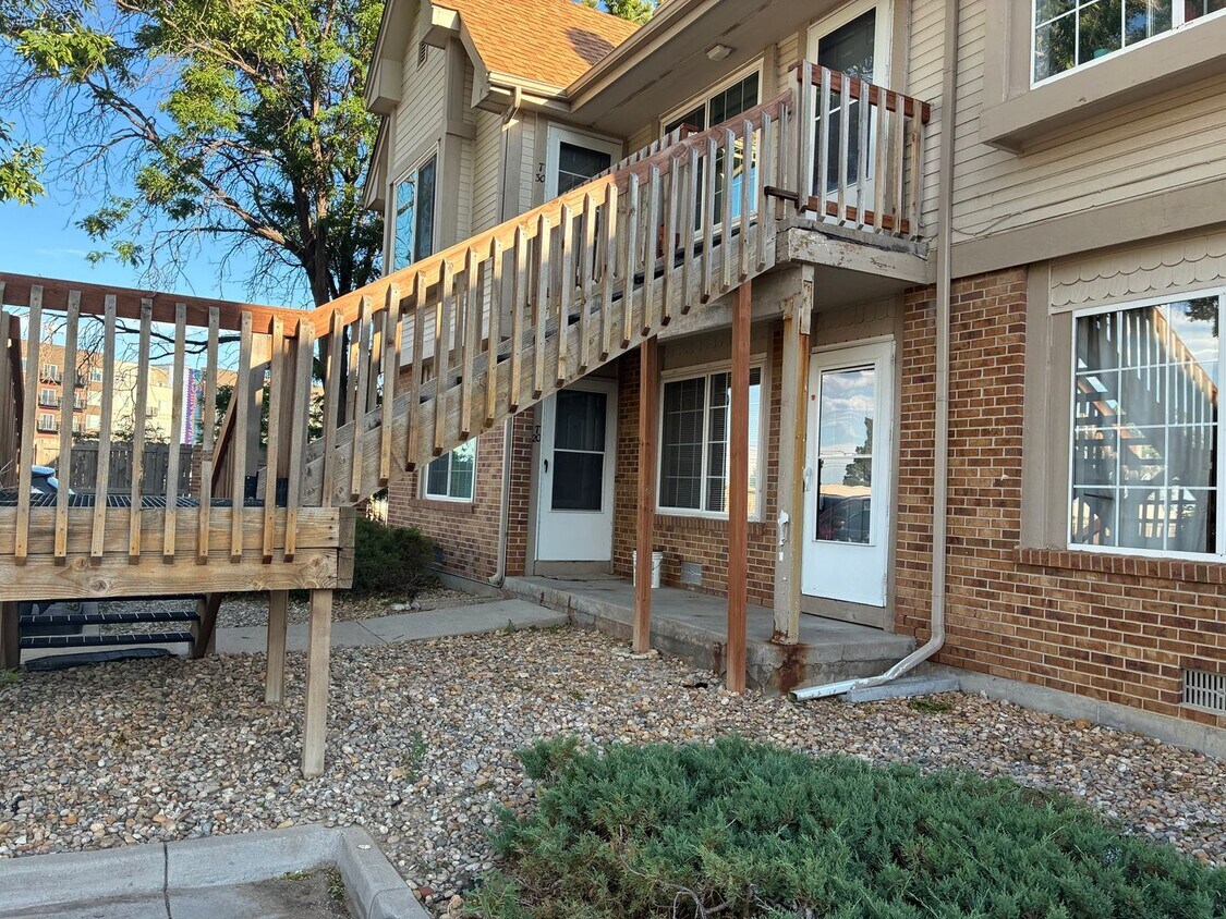 Primary Photo - Charming 1 Bedroom, 1 Bathroom Available I...