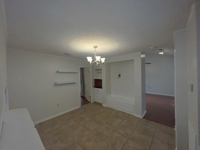 Building Photo - Siegen and Highland