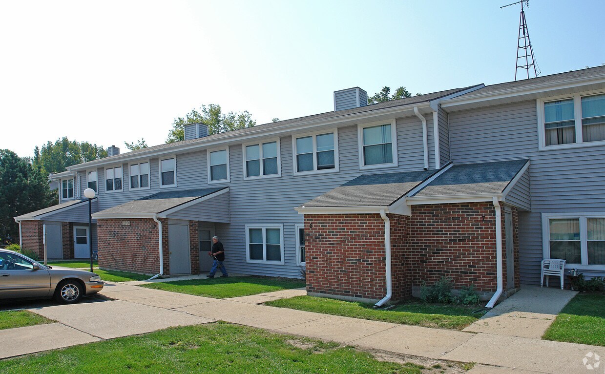 Building Photo - 1420 Park Pl