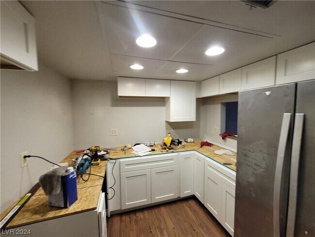 Foto del edificio - 5520 W Lake Mead Blvd