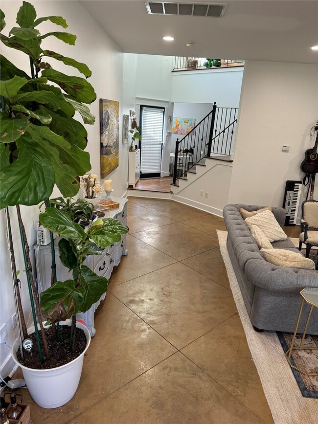 Building Photo - 4912 Rose St