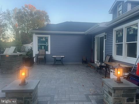 Foto del edificio - 211 E Ward St