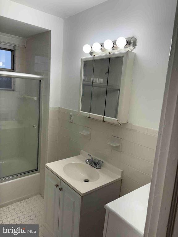 Building Photo - 5370 Lebanon Ave