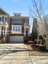 Building Photo - 8730 Macedonia Lake Dr