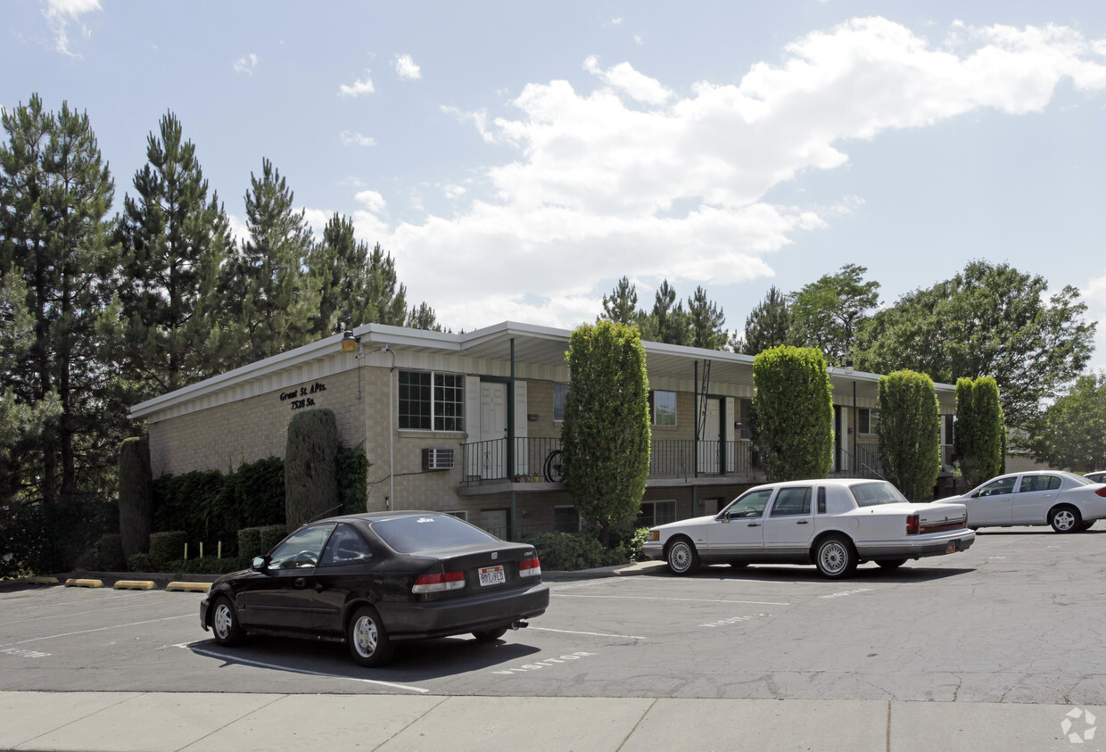 Primary Photo - Grant Street Apartments