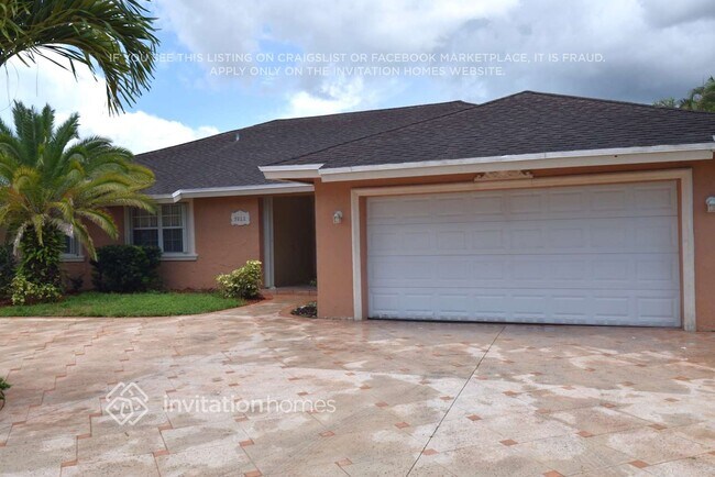 Foto del edificio - 9811 SW 13th Ct