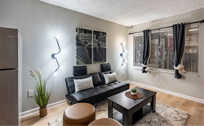 Interior Photo - Riverwalk 803