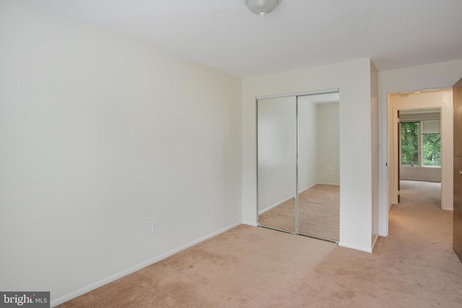 Building Photo - 45 Gunning Ln